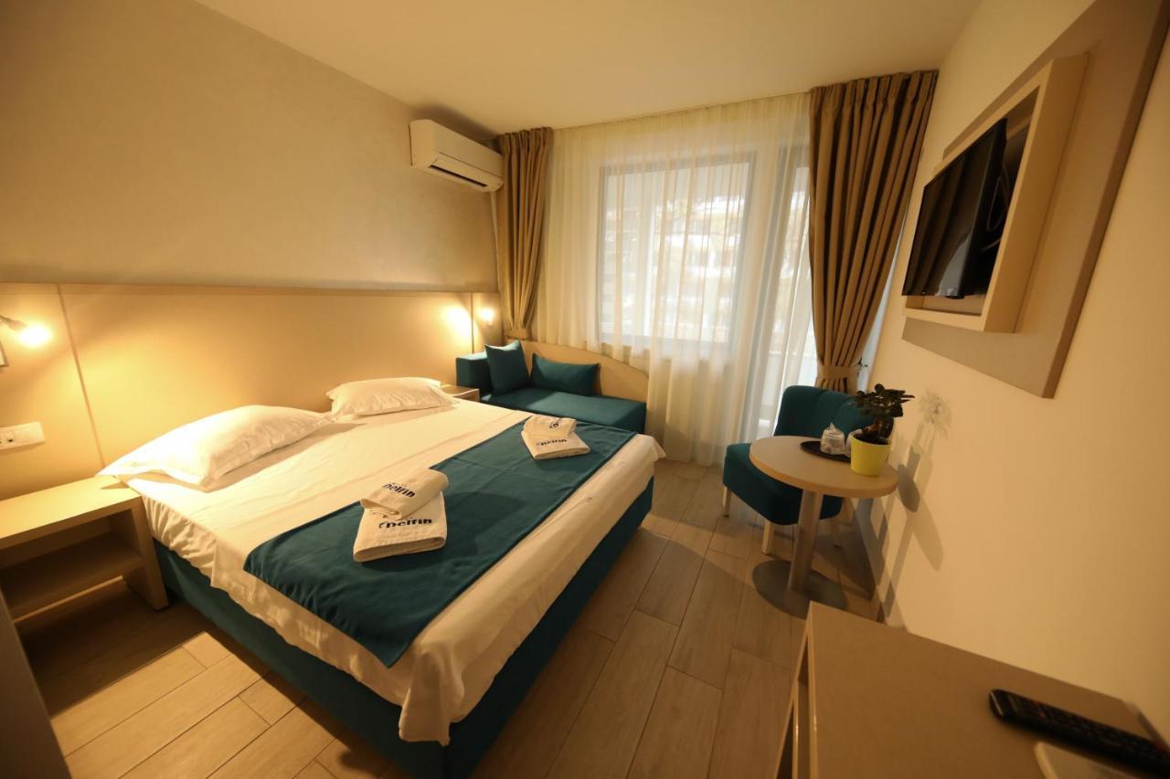 Hotel Delfin Мамая Екстер'єр фото