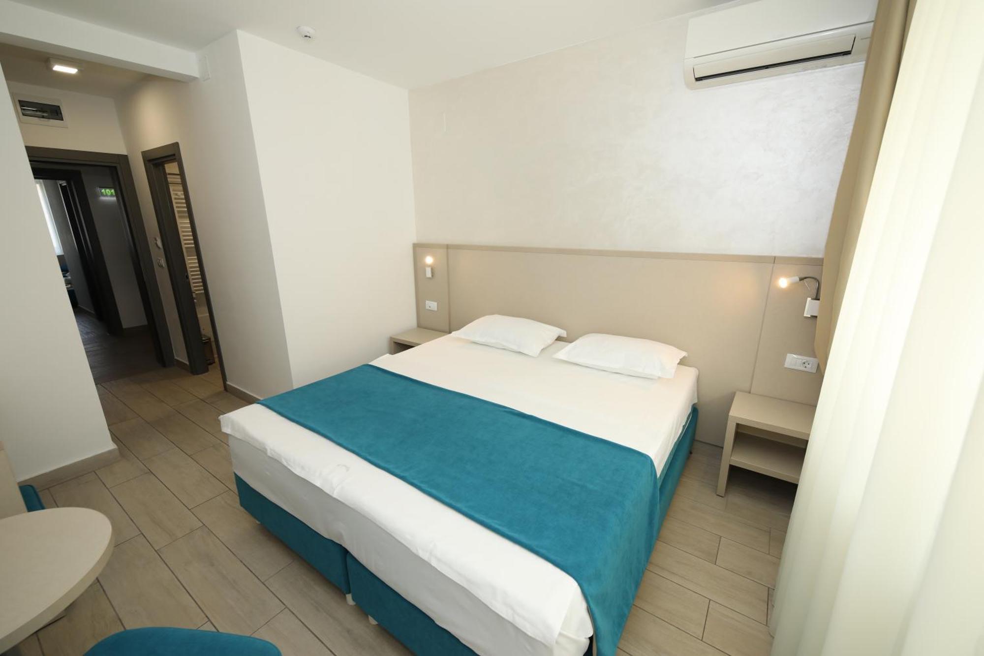 Hotel Delfin Мамая Екстер'єр фото